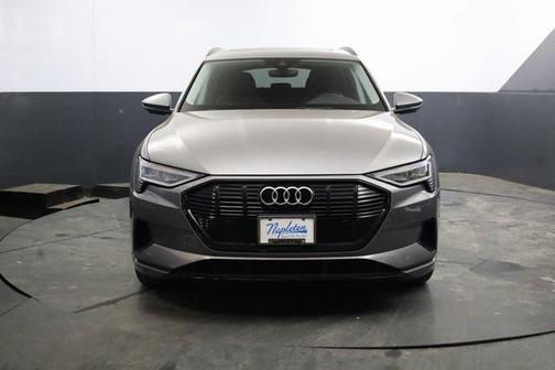 2021 Audi e-tron Premium