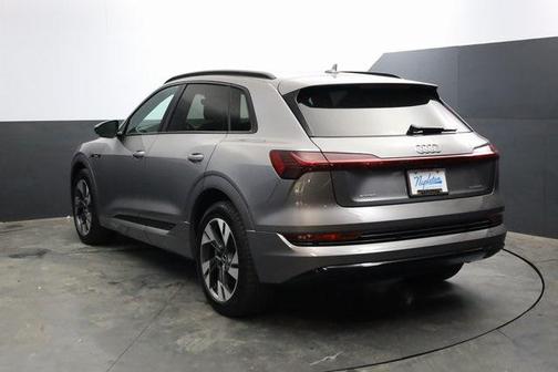 2021 Audi e-tron Premium