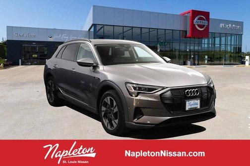 2021 Audi e-tron Premium