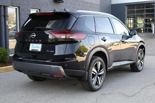 2025 Nissan Rogue SL