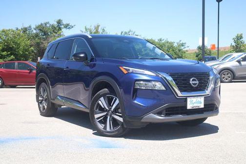 Caspian Blue Metallic/Super Black 2023 Nissan Rogue SL