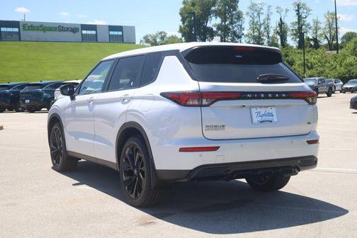 Alpine Frost 2026 Nissan Rogue SL