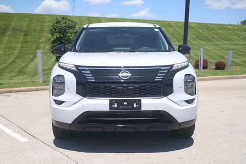 Alpine Frost 2026 Nissan Rogue SL