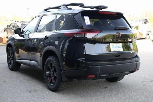 2025 Nissan Rogue Rock Creek