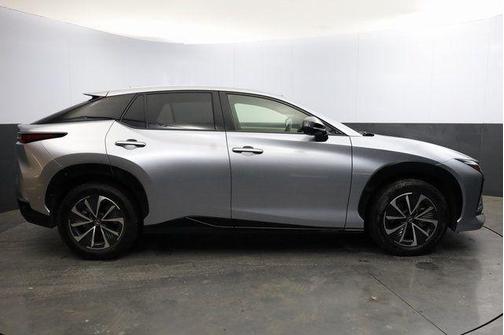 2023 Lexus RZ 450e Premium