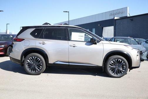 2025 Nissan Rogue Platinum