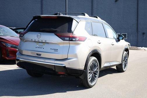 2025 Nissan Rogue Platinum