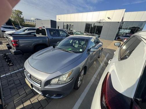 2012 Nissan Maxima SV