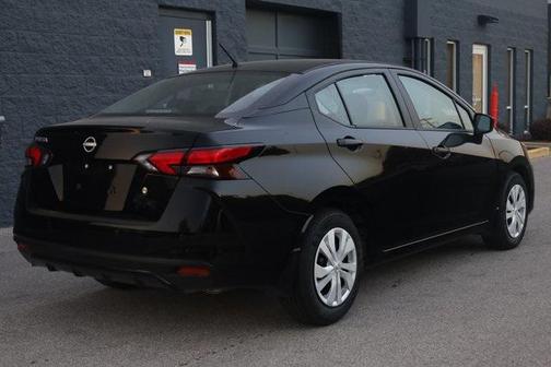 2025 Nissan Versa 1.6 S