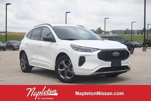 Oxford White 2023 Ford Escape ST-Line
