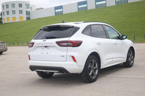 Oxford White 2023 Ford Escape ST-Line