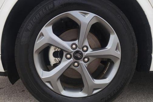 Oxford White 2023 Ford Escape ST-Line