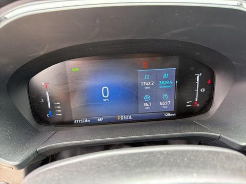 Oxford White 2023 Ford Escape ST-Line