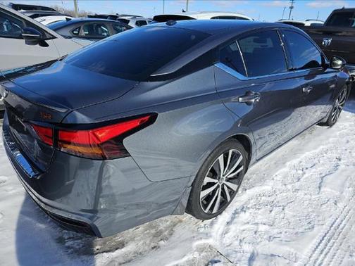 2023 Nissan Altima SR VC-Turbo FWD