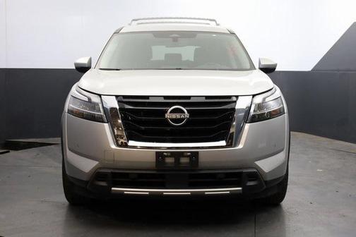2024 Nissan Pathfinder SL 4WD