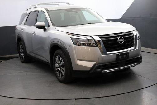 2024 Nissan Pathfinder SL 4WD