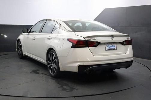 2020 Nissan Altima SR FWD