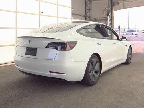 2020 Tesla Model 3 Standard Range