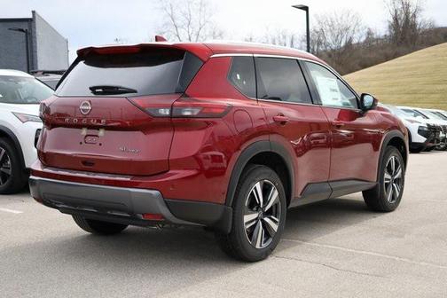 2025 Nissan Rogue SL