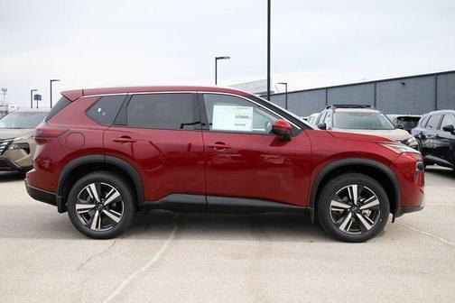 2025 Nissan Rogue SL