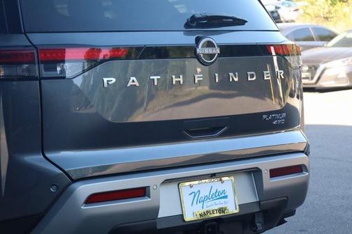 2025 Nissan Pathfinder Platinum 4WD