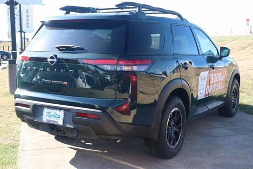 2025 Nissan Pathfinder Rock Creek 4WD