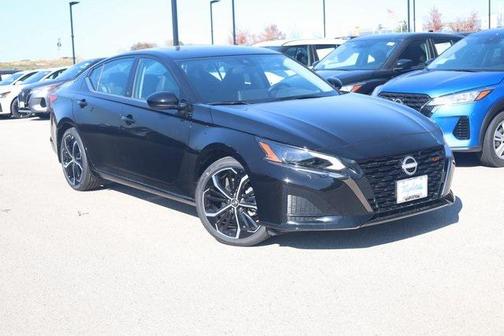 2025 Nissan Altima SR FWD