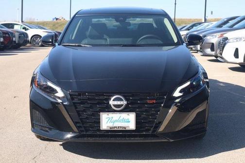 2025 Nissan Altima SR FWD