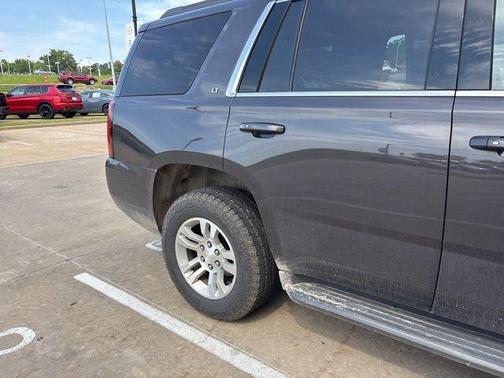 Tungsten Metallic 2018 Chevrolet Tahoe LT