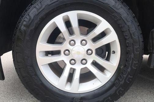 Tungsten Metallic 2018 Chevrolet Tahoe LT