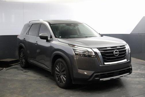 2023 Nissan Pathfinder SL 4WD