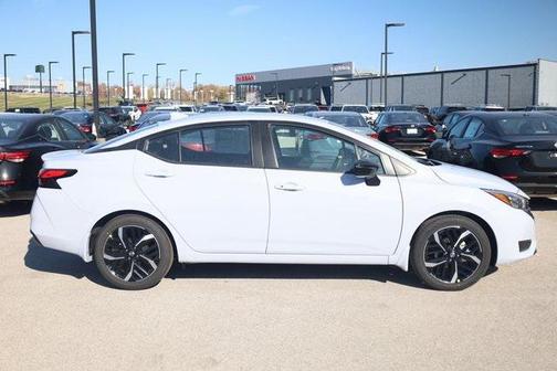 2025 Nissan Versa 1.6 S