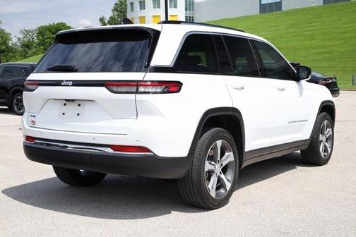 2022 Jeep Grand Cherokee 4xe Base