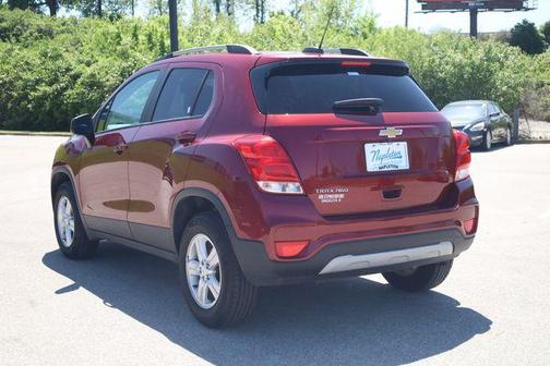 Crimson Metallic 2021 Chevrolet Trax LT