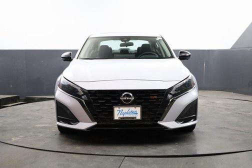 2023 Nissan Altima SR VC-Turbo FWD