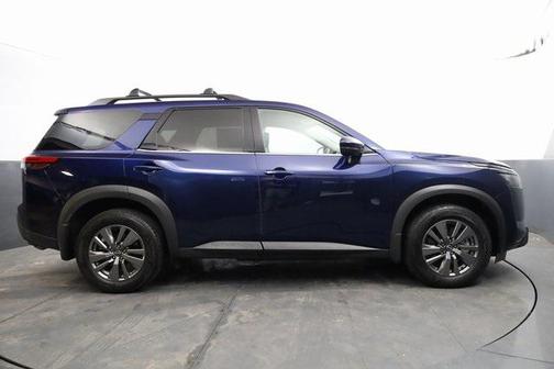 2024 Nissan Pathfinder SV 4WD