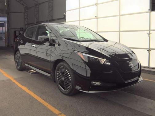 2025 Nissan Leaf SV PLUS