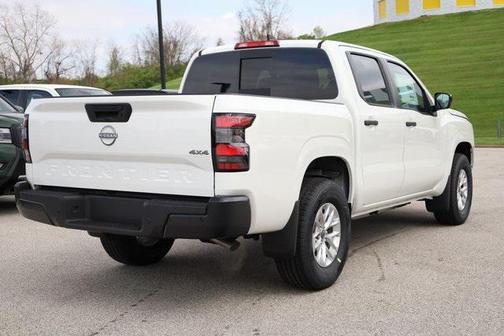 2025 Nissan Frontier S