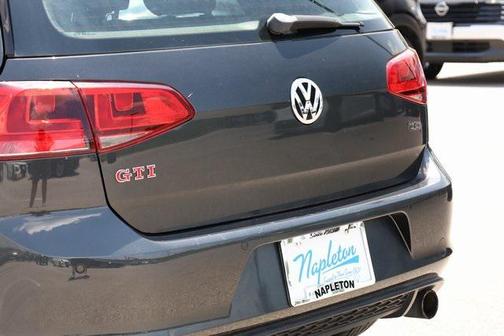2015 Volkswagen Golf GTI 2.0T Autobahn w/Performance Package 4-Door