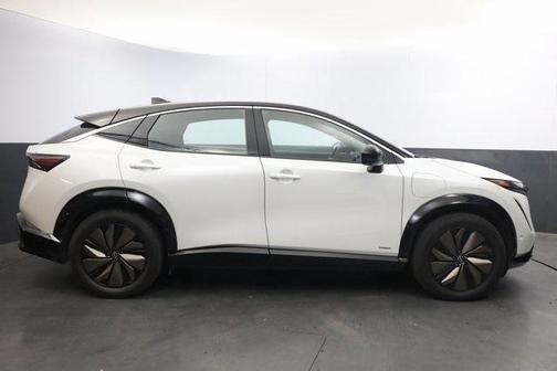 2023 Nissan ARIYA PREMIERE