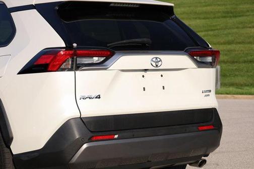 2020 Toyota RAV4 Limited