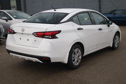 2025 Nissan Versa 1.6 S