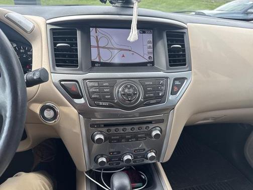 2020 Nissan Pathfinder SL 4WD
