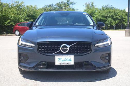 Denim Blue Metallic 2024 Volvo S60 B5 Core Dark Theme