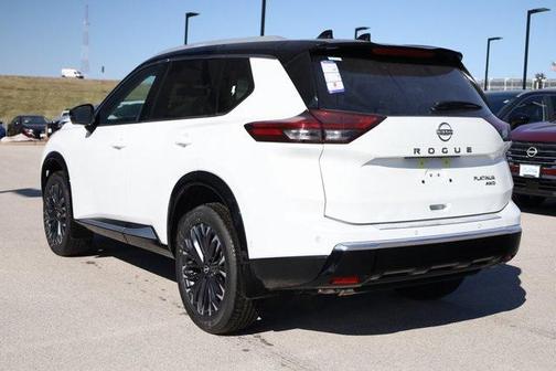 2025 Nissan Rogue Platinum