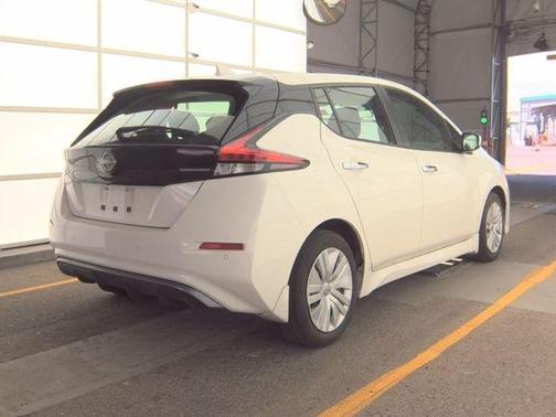 2025 Nissan Leaf S