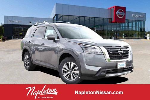 2025 Nissan Pathfinder SL 4WD