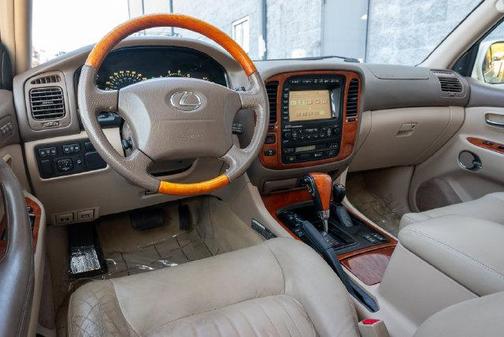 Golden Pearl 2001 Lexus LX 470 Base