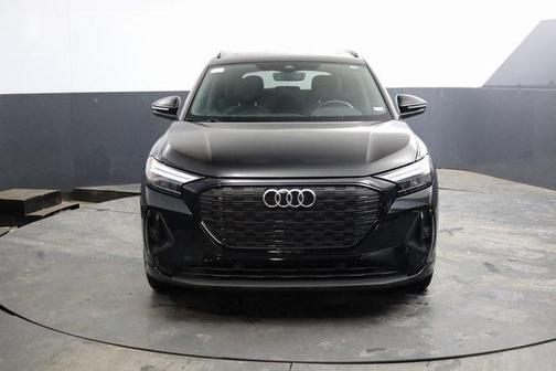 2024 Audi Q4 e-tron Premium Plus 55 quattro