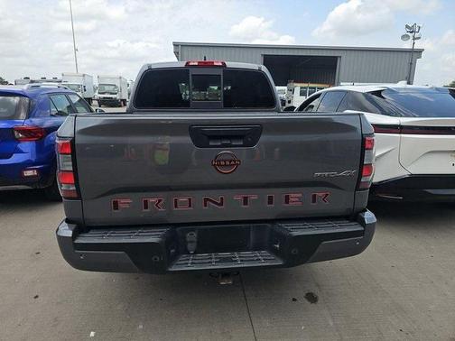 2022 Nissan Frontier PRO-4X
